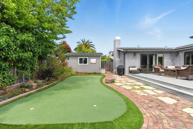 301 25th Avenue, Santa Cruz CA: https://media.crmls.org/mediaz/8b26ebe6-114f-4ae6-a65b-9c1a7f3c9ab7.jpg