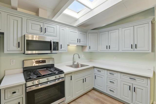 458 Rainier Drive, Salinas CA: https://media.crmls.org/mediaz/8b272352-dc61-49fa-a3e0-6a51f8d8925f.jpg