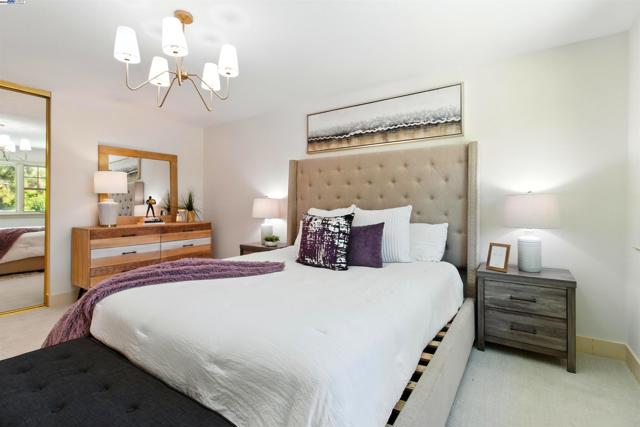2673 Velvet Way, Walnut Creek CA: https://media.crmls.org/mediaz/8b275eef-73db-4ba3-8adb-6004aeb27ee6.jpg