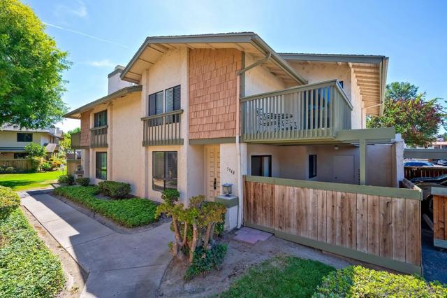 5948 Caminito Yucatan, San Diego CA: https://media.crmls.org/mediaz/8b288983-50d9-46b0-b6bc-bfb0a66569e7.jpg