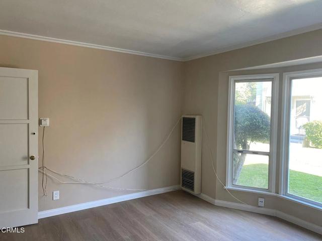 1420 E Wilson Avenue, Glendale CA: https://media.crmls.org/mediaz/8b29da9a-8585-46c4-a53e-a9cc787c0809.jpg