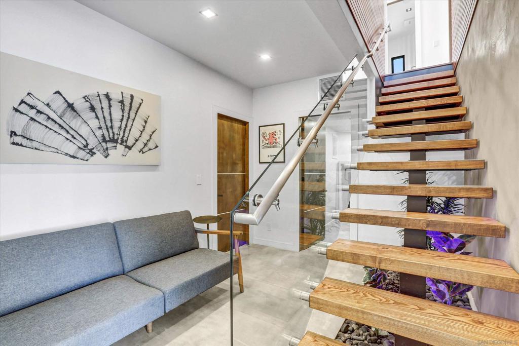 MLS #250022021SD img 42