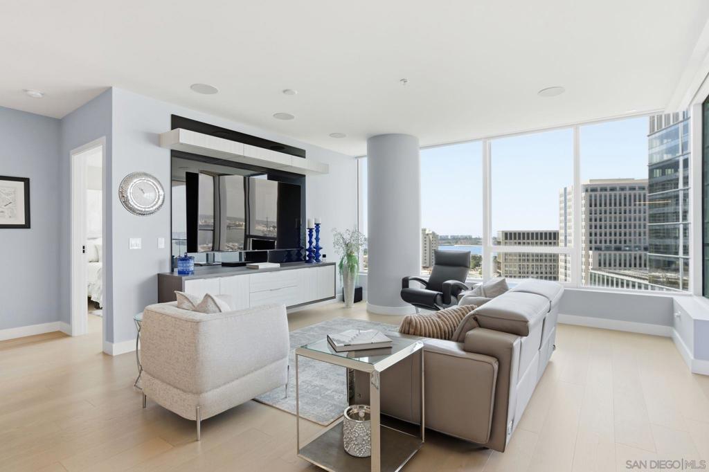 888 E Street - photo 11