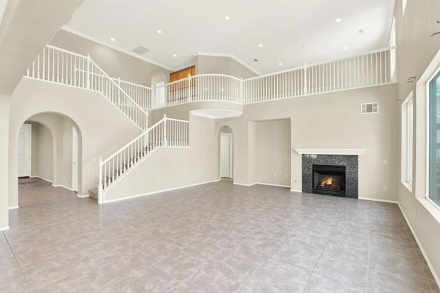 43883 Brookhaven Court, Temecula CA: https://media.crmls.org/mediaz/8b2bbca7-9b99-4deb-b34a-5212c29661fb.jpg