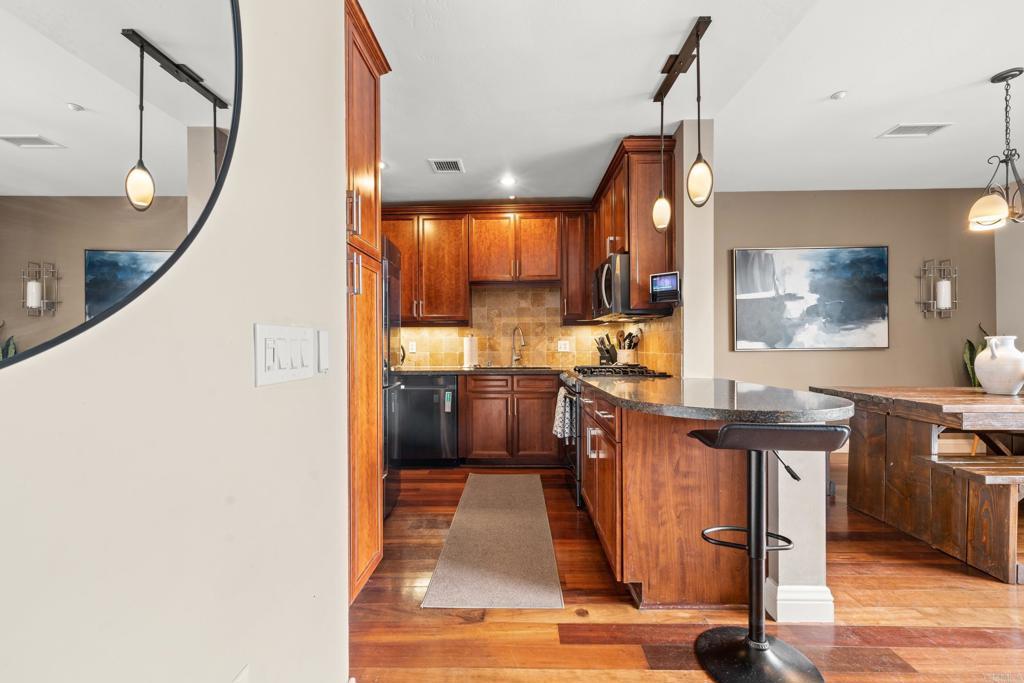 3972 Albatross Street - photo 7