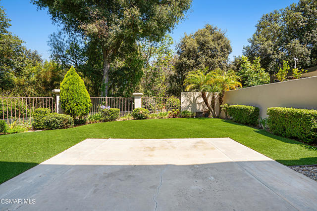 1012 Pan Court, Newbury Park CA: https://media.crmls.org/mediaz/8b2d8c1b-d20a-47ae-bdb5-b987a5953b6a.jpg