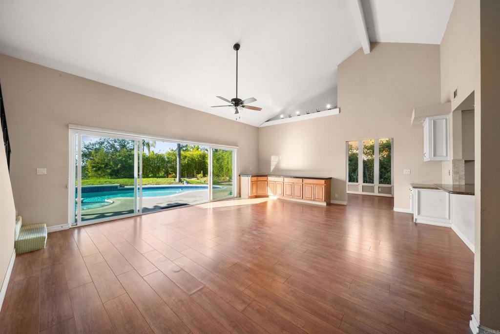 2518 Unicornio Street - photo 18