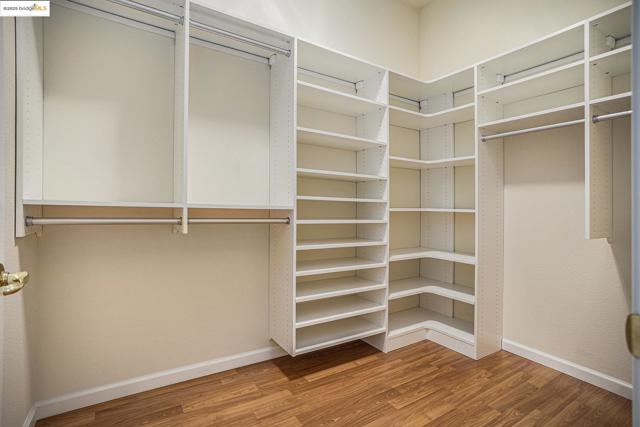 1012 Centennial Drive, Brentwood CA: https://media.crmls.org/mediaz/8b2e2a10-2236-4378-b069-fd56f5245327.jpg