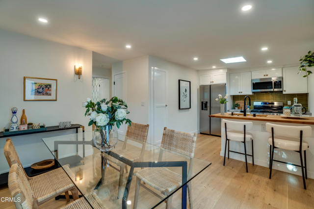 1100 Meridian Avenue, South Pasadena CA: https://media.crmls.org/mediaz/8b2ebd95-e4df-4858-b2d2-52fc333a844d.jpg