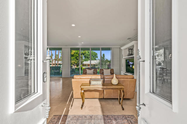 47444 Rabat Drive, Palm Desert CA: https://media.crmls.org/mediaz/8b2f134a-473d-4f4a-a5c4-511fe2bc0450.jpg