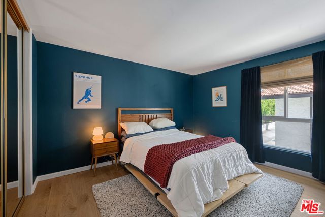 31568 Agoura Road, Westlake Village CA: https://media.crmls.org/mediaz/8b2fbb95-7d32-46e7-9ead-ba21675bcbb5.jpg