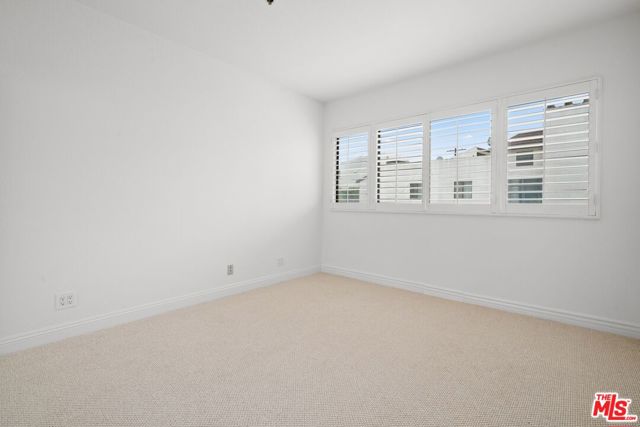 1722 Malcolm Avenue, Los Angeles CA: https://media.crmls.org/mediaz/8b306fd1-18be-44ad-856b-69592893d909.jpg