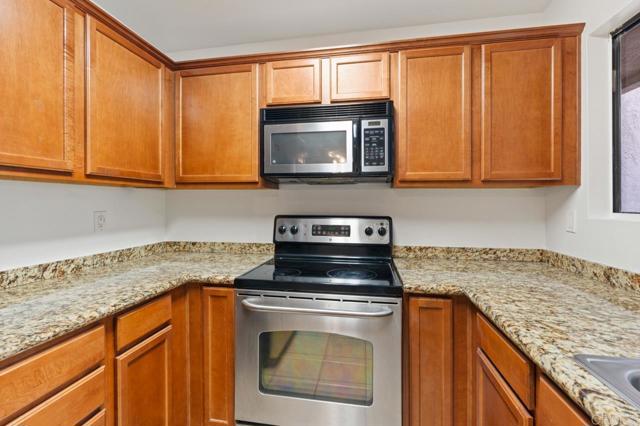 12191 Cuyamaca College Drive, El Cajon CA: https://media.crmls.org/mediaz/8b31096f-4a3a-4cbf-b7c6-07353d87d5b0.jpg