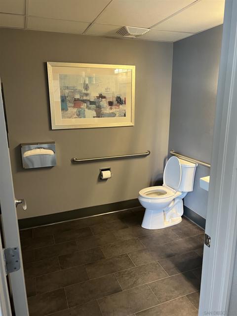427 9th Avenue, San Diego CA: https://media.crmls.org/mediaz/8b313802-f33e-480e-bf74-0739f79800d0.jpg