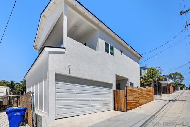 4467 Long Branch Ave, San Diego CA: https://media.crmls.org/mediaz/8b3145a4-c233-401a-980d-bad7eae076d8.jpg