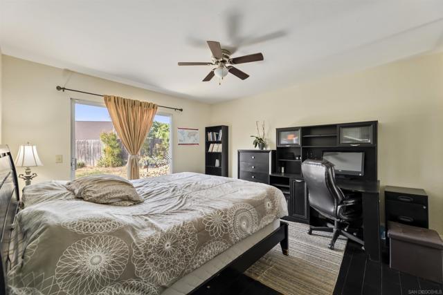 1247 Armstrong Cir, Escondido CA: https://media.crmls.org/mediaz/8b319618-1293-4758-8943-ae8b365d4b0e.jpg