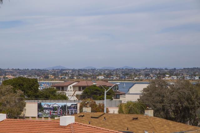 728 Jamaica Ct, San Diego, California 92109, ,Multi-Family,For Sale,Jamaica Ct,240023774SD