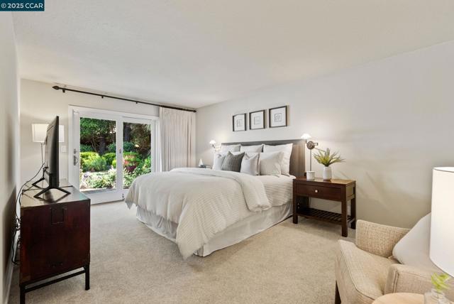 1902 Joseph Dr, Moraga CA: https://media.crmls.org/mediaz/8b31e800-9d51-471d-b375-5bdd74bdccae.jpg