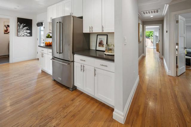 3813 Pasadena Drive, San Mateo CA: https://media.crmls.org/mediaz/8b31e8da-405c-490f-a5de-a6403f670a33.jpg