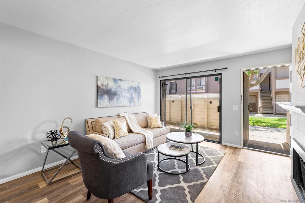 9130 Gramercy - photo 10