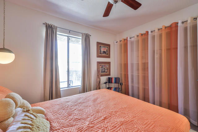 1181 Sunflower Lane, Palm Springs CA: https://media.crmls.org/mediaz/8b32c1df-25e1-4143-83a5-c0b9051eb7a6.jpg