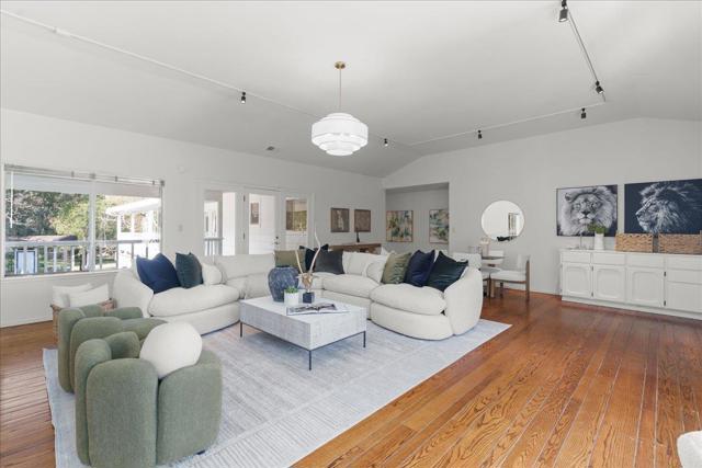 14721 Live Oak Lane, Saratoga CA: https://media.crmls.org/mediaz/8b357023-99cb-4a61-ae6b-ecd80ac64a5b.jpg