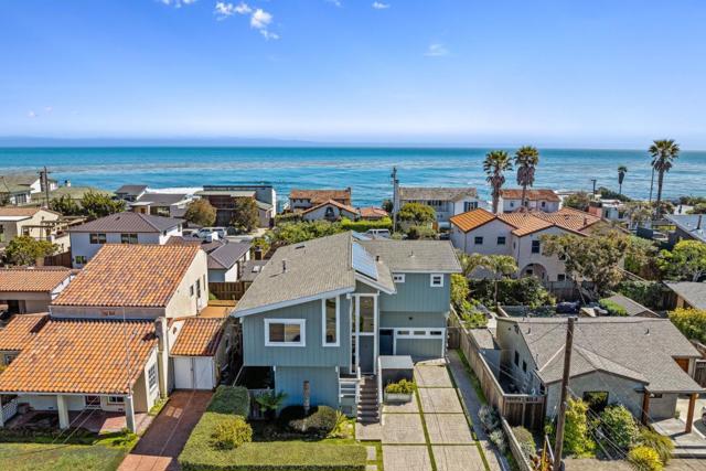 22956 E Cliff Drive, Santa Cruz CA: https://media.crmls.org/mediaz/8b361766-caa5-47ac-9205-b8f280e5e5f6.jpg