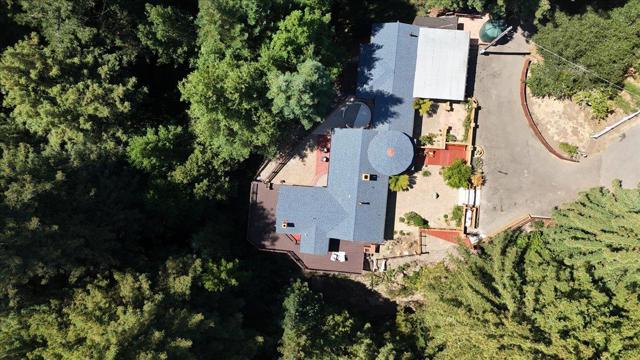 211 Hidden Lane, Santa Cruz CA: https://media.crmls.org/mediaz/8b361aef-1d6d-49b4-90c7-58177d933115.jpg