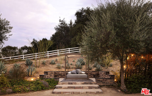 Image 39 of 45 For 43455 Corona Cala Camino