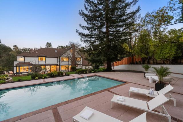 760 Chateau Drive, Hillsborough CA: https://media.crmls.org/mediaz/8b3644a0-368b-4f4d-86f4-ad4717d6fcef.jpg