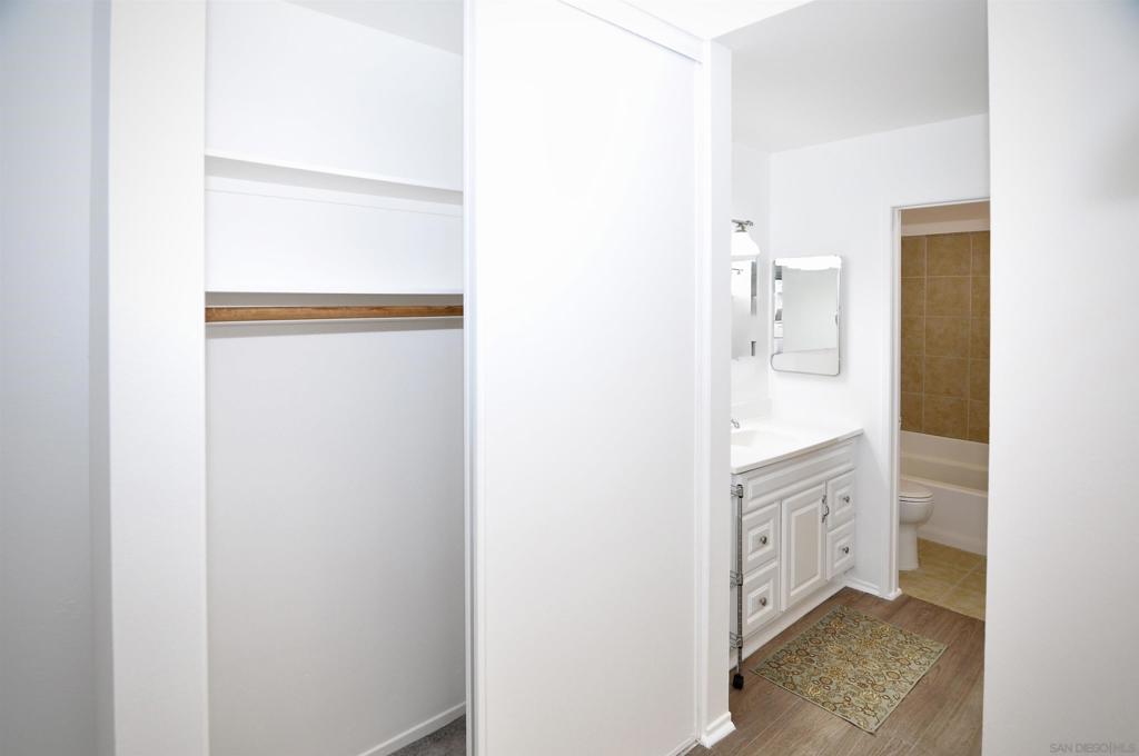 1621 Hotel Circle S - photo 8