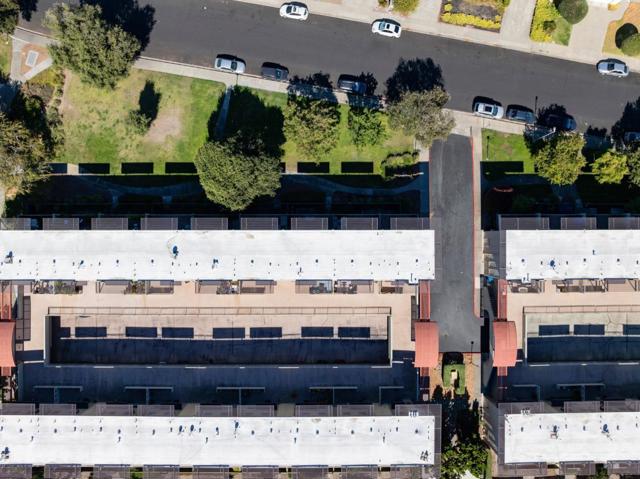 5101 Admiralty Lane, Foster City CA: https://media.crmls.org/mediaz/8b370e3c-4bd7-4dc0-b8ce-0d6f0c278d39.jpg