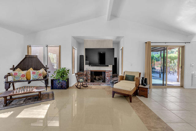 71521 Halgar Road, Rancho Mirage CA: https://media.crmls.org/mediaz/8b383ba2-e997-444b-961f-80a243f4c8c0.jpg
