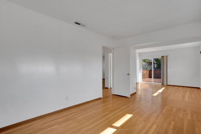 239 Sierra Court, Martinez CA: https://media.crmls.org/mediaz/8b3876df-8113-442e-aa23-ccf265aa78c4.jpg