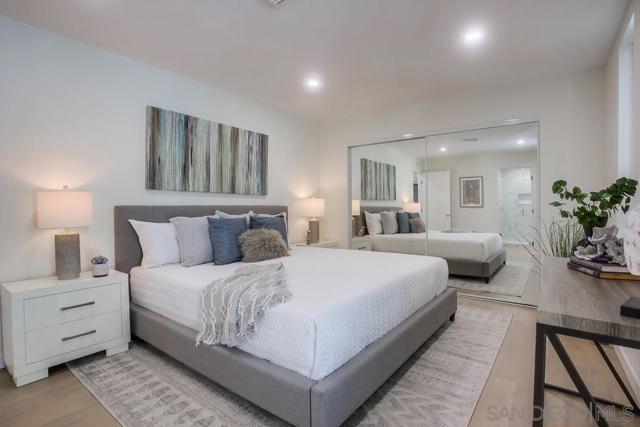 7224 San Benito, Carlsbad CA: https://media.crmls.org/mediaz/8b396444-fb23-4a27-96b0-add18ab4a036.jpg