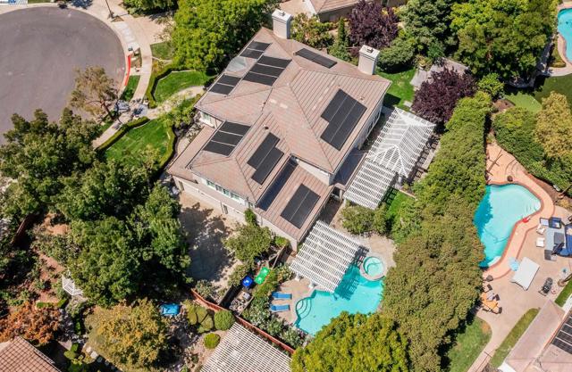 5633 Selena Ct, Pleasanton CA: https://media.crmls.org/mediaz/8b3b25aa-214e-4fbd-9d1f-05a9c7c99619.jpg
