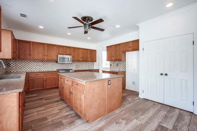 35616 Country Park Dr., Wildomar CA: https://media.crmls.org/mediaz/8b3c1ac1-e797-4075-afb2-60c2e1dc10d2.jpg