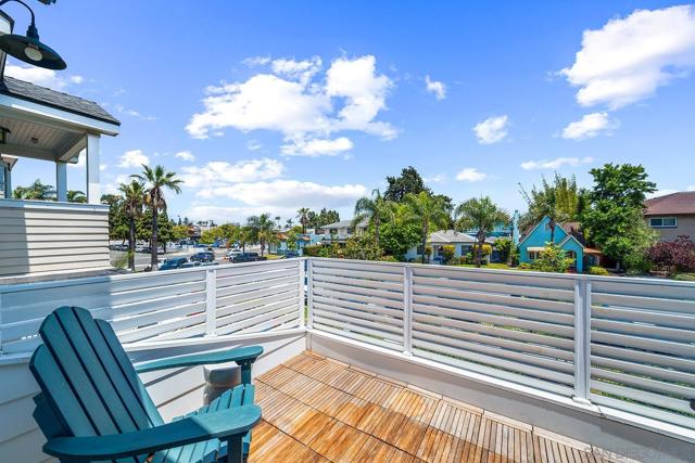 924 D Avenue, Coronado CA: https://media.crmls.org/mediaz/8b3ce9eb-6225-491e-963c-b87d48412cd1.jpg