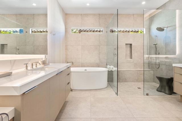 75229 Hancock Place, Indian Wells CA: https://media.crmls.org/mediaz/8b3d6303-f2cf-43c5-81ec-6c00c68ab1b3.jpg