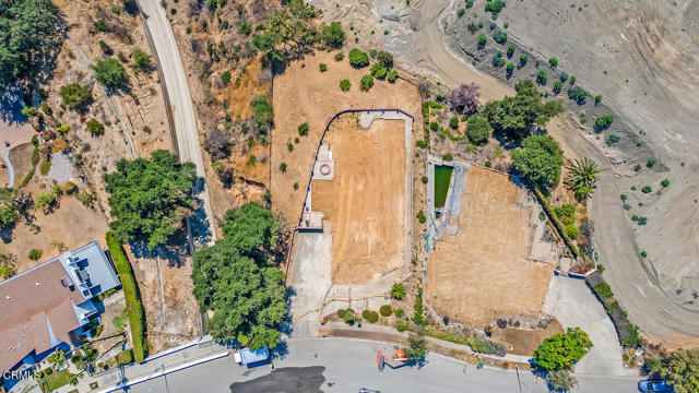 3660 Ranch Top Road, Pasadena CA: https://media.crmls.org/mediaz/8b3db64b-6ad9-45a2-877e-39db0035239f.jpg