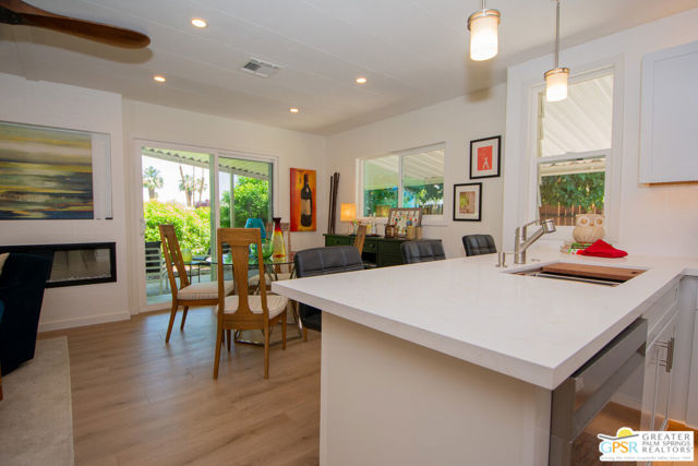480 Calle Madrigal, Cathedral City CA: https://media.crmls.org/mediaz/8b3de0e7-8a2f-49e7-9733-5f5550887dc4.jpg