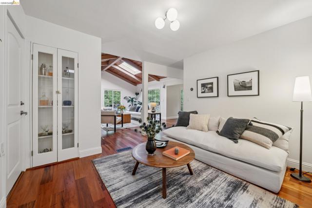 Image 15 of 46 For 6785 Aitken Dr