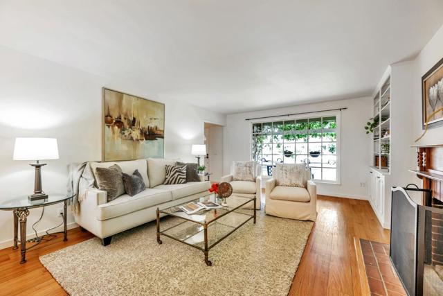 632 Saint Claire Drive, Palo Alto CA: https://media.crmls.org/mediaz/8b3e0b00-7e02-4858-b69a-170304584e48.jpg