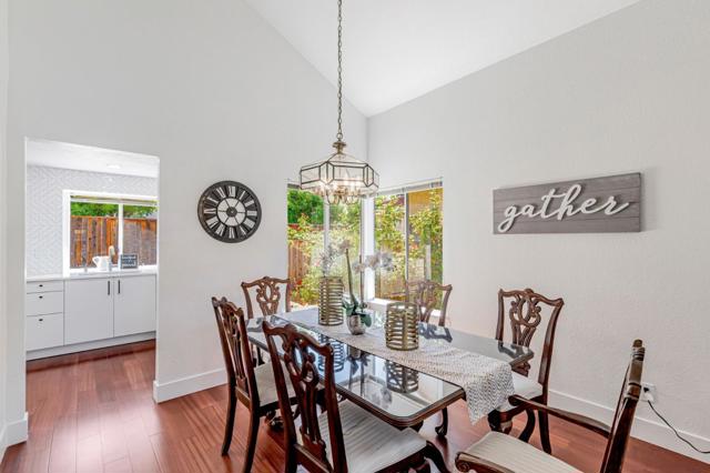 17152 Tassajara Circle, Morgan Hill CA: https://media.crmls.org/mediaz/8b3e39a5-b186-4204-bf9e-0869463612c9.jpg