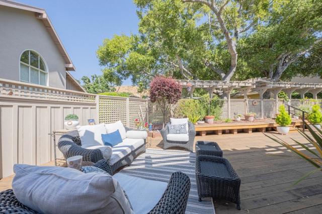 25547 Meadowview Circle,  CA: https://media.crmls.org/mediaz/8b3ea21f-1bb3-4cae-9bb8-24bc5109cd60.jpg