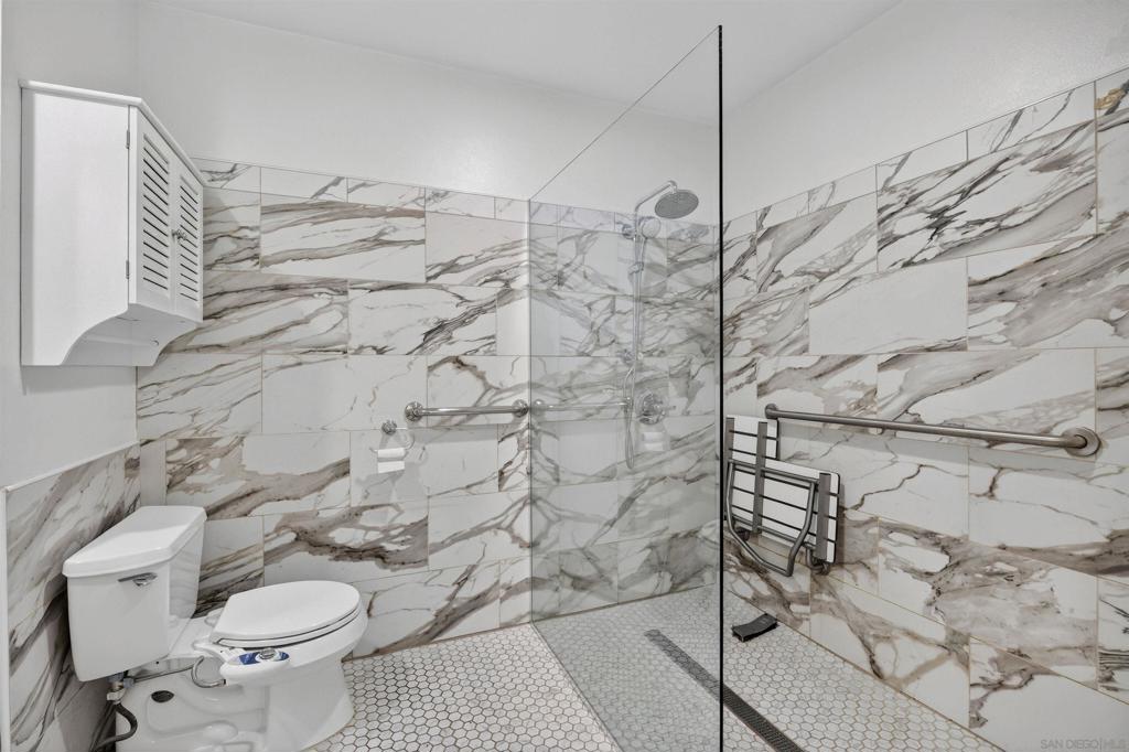 11225 Madrigal St - photo 6