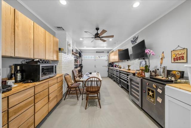 221 Tapadero Street, Salinas CA: https://media.crmls.org/mediaz/8b41413a-0d06-4d36-8906-19627b0dbf26.jpg