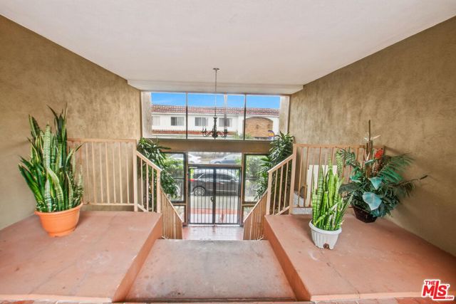 14108 Doty Avenue, Hawthorne CA: https://media.crmls.org/mediaz/8b41d6d0-e0ec-4a8e-b128-318c05ee7acd.jpg