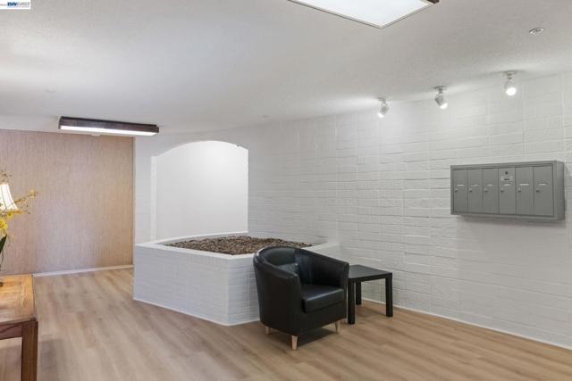 5405 Carlton St, Oakland CA: https://media.crmls.org/mediaz/8b41f3d9-bfe3-4e2c-8ae8-1b64ccbab03d.jpg