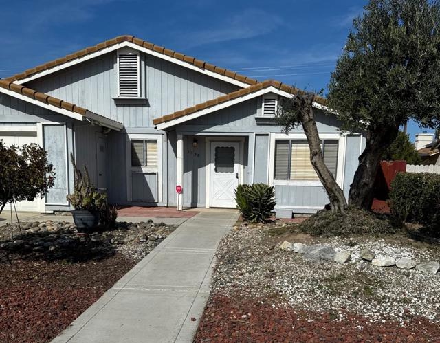 1338 Quail Street, Los Banos CA: https://media.crmls.org/mediaz/8b420e73-bcb9-407e-ada6-a5473f90b546.jpg